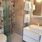Lupus Apartment
