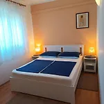 Lupus Apartment