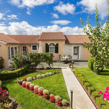 Διαμέρισμα Lupus *