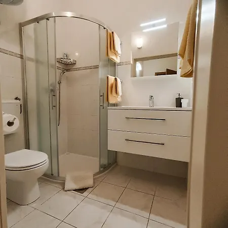 Lupus * Βόντιτσε